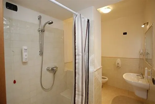Hotel Cristal Sirmione