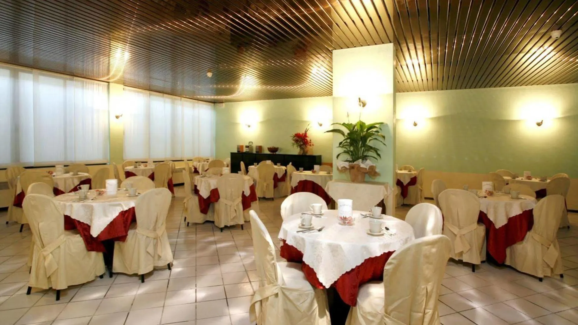 Hotel Cristal Sirmione 3*,