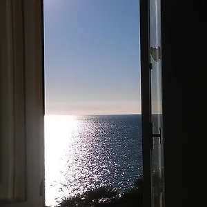  Maison d'hôtes Al Piccolo Scoglio - & Breakfast Italie