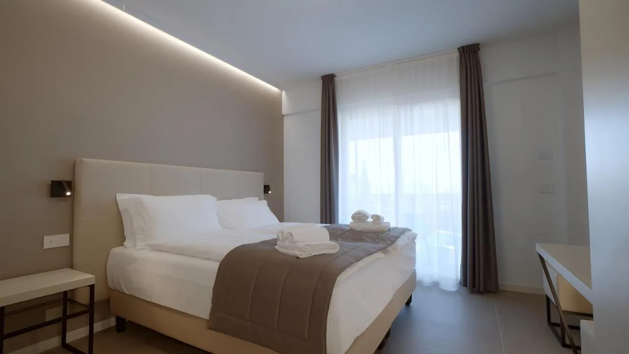Hotel Cristal Sirmione Italy