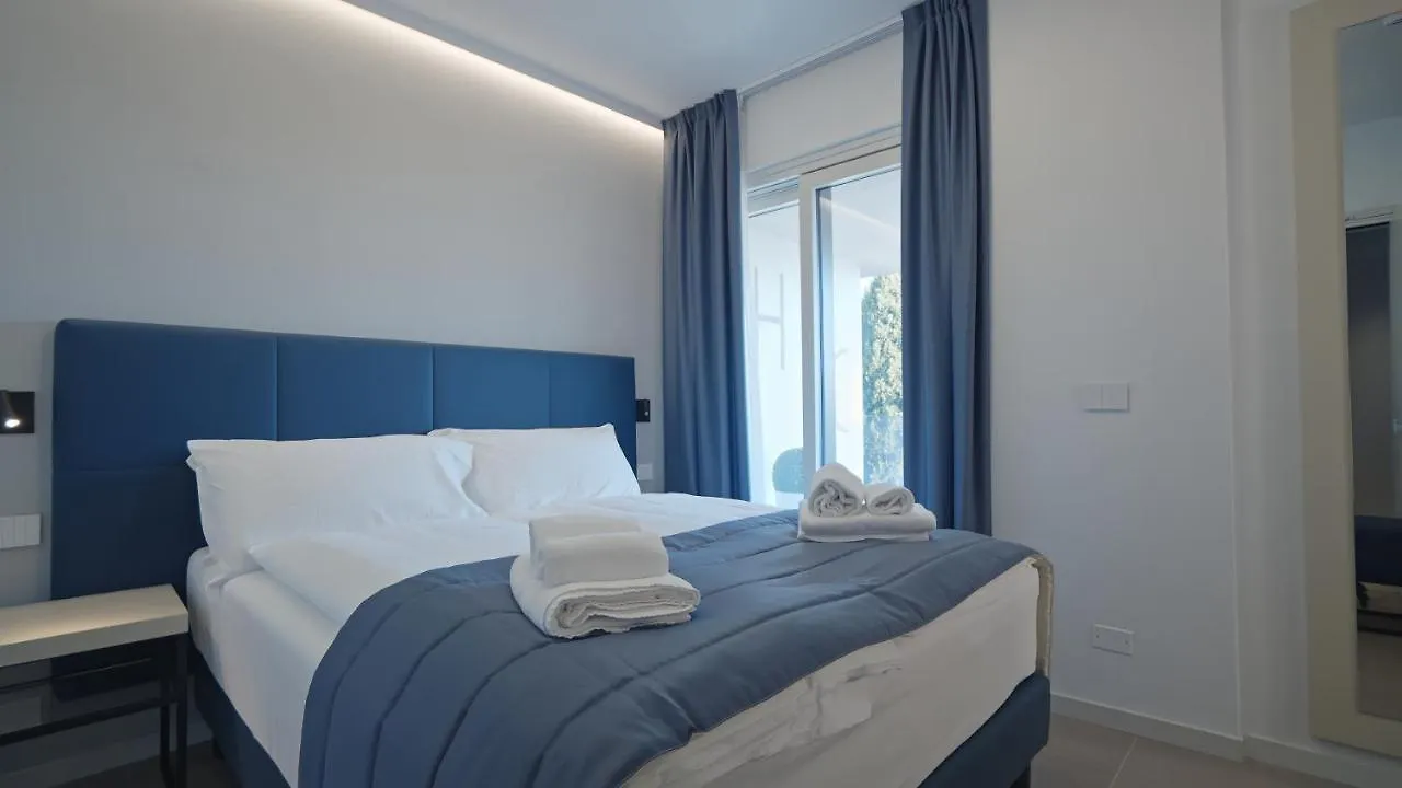***  Hotel Cristal Sirmione Italy