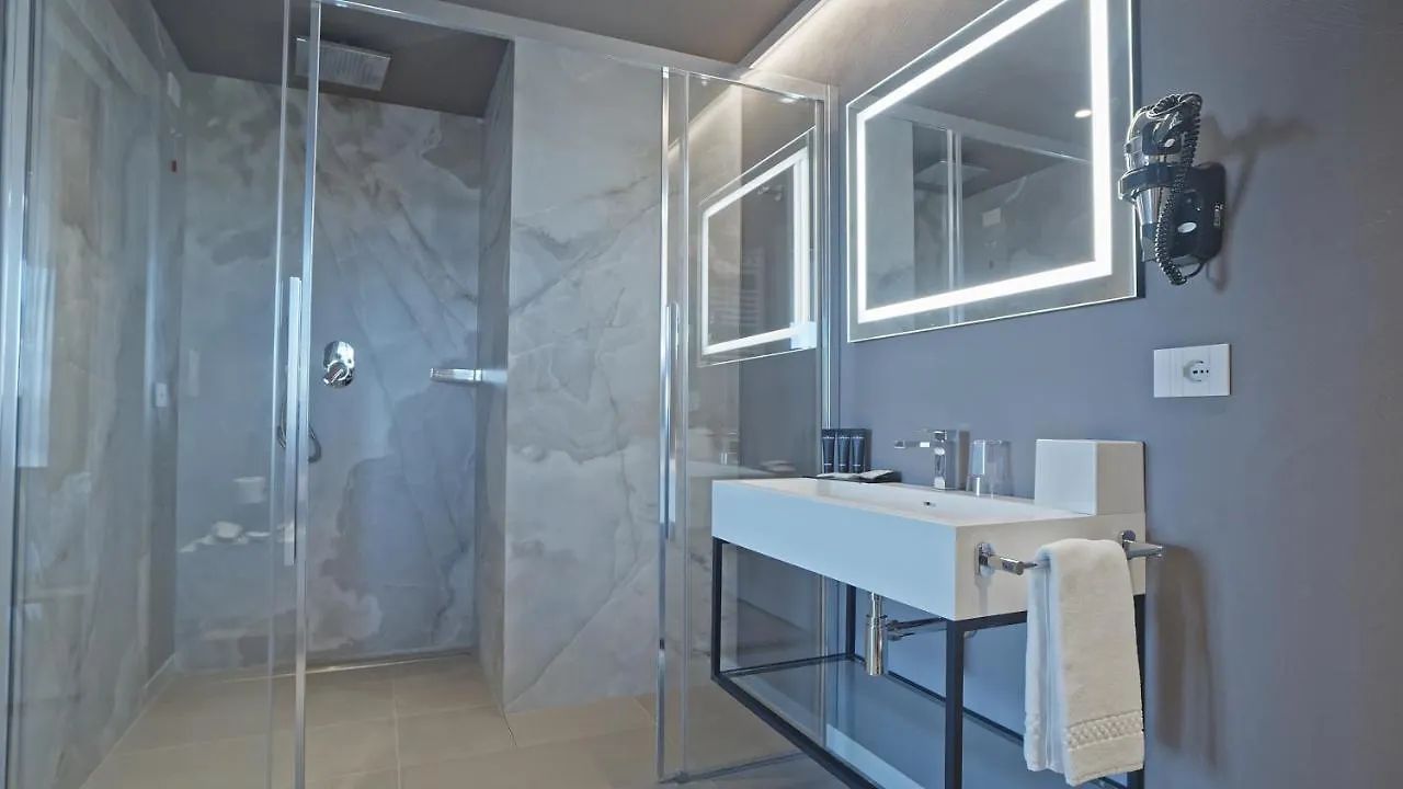 Hotel Cristal Sirmione